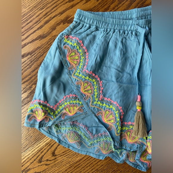 SOUTH MOON UNDER Embroidered Blue Shorts - Picture 3 of 6